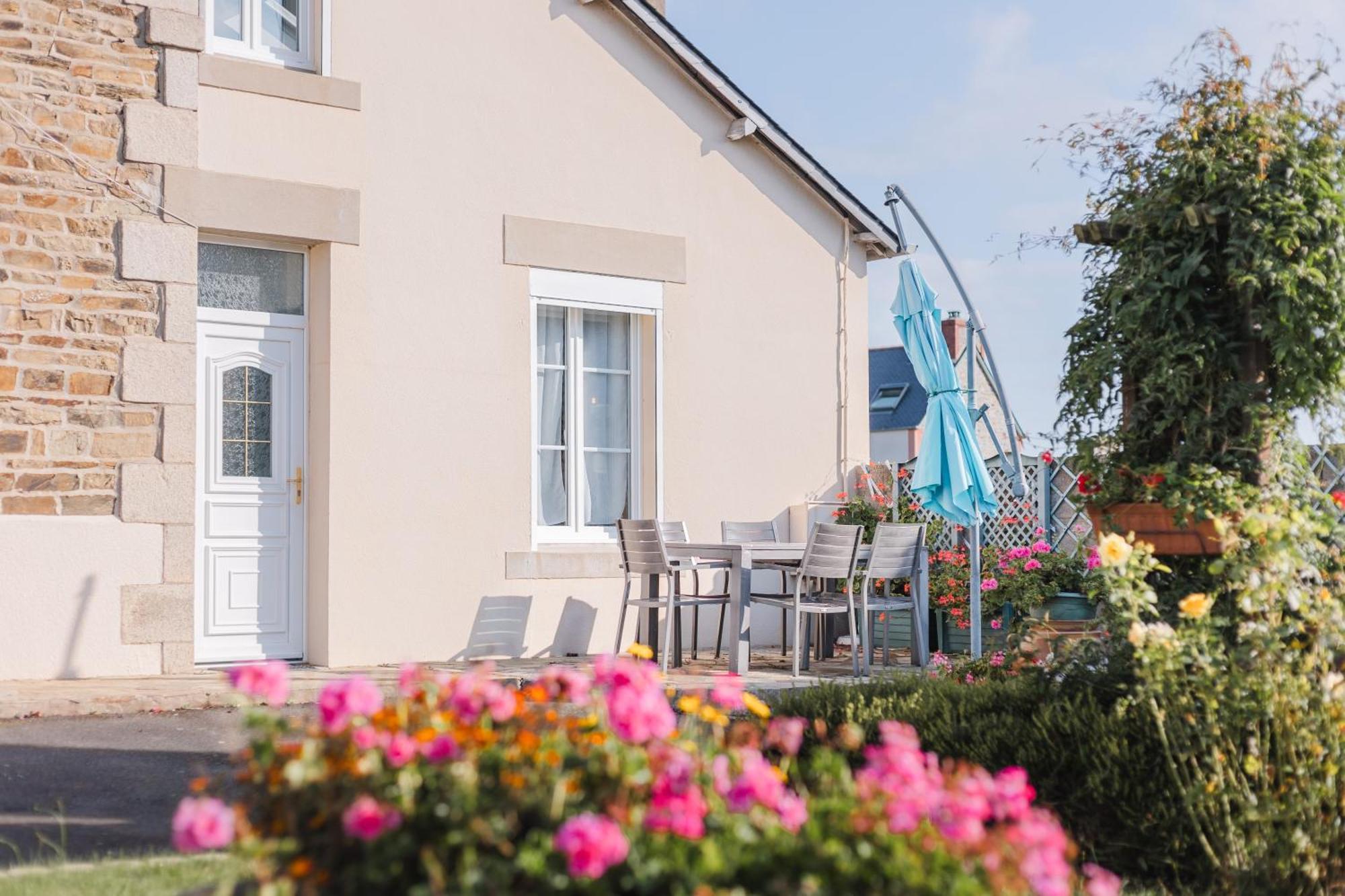 Gite De La Plage Lezardrieux Екстер'єр фото