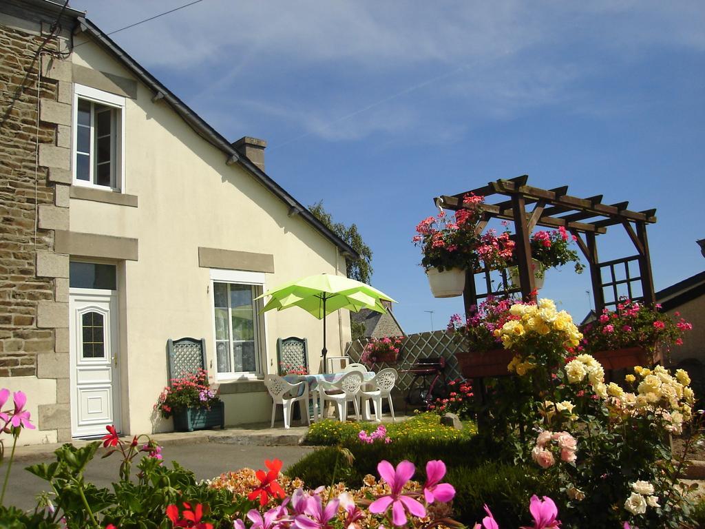 Gite De La Plage Lezardrieux Номер фото